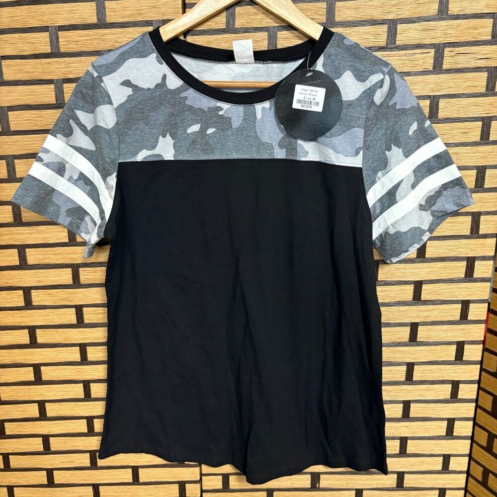 Sunshine & Rodeos Black With Camo Stripe Top‎ Size Medium